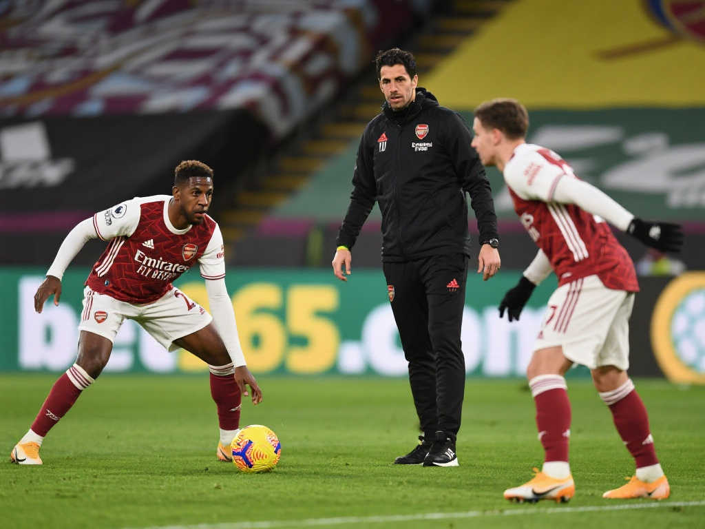 雕刻的璞玉 雕刻的璞玉